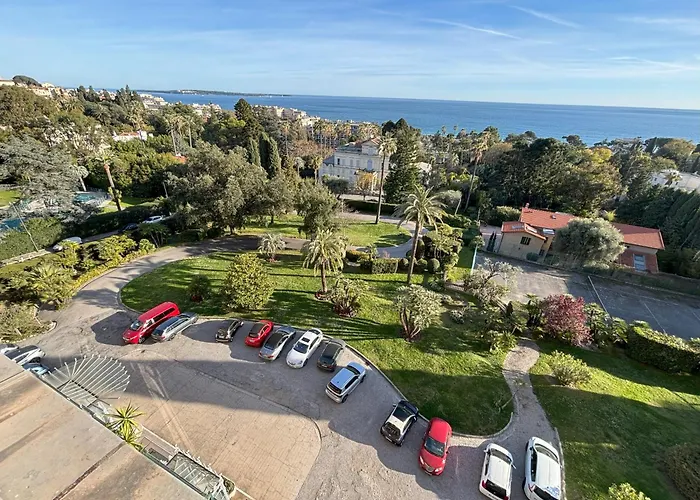 Vue Proches Plages Et Congres * Cannes